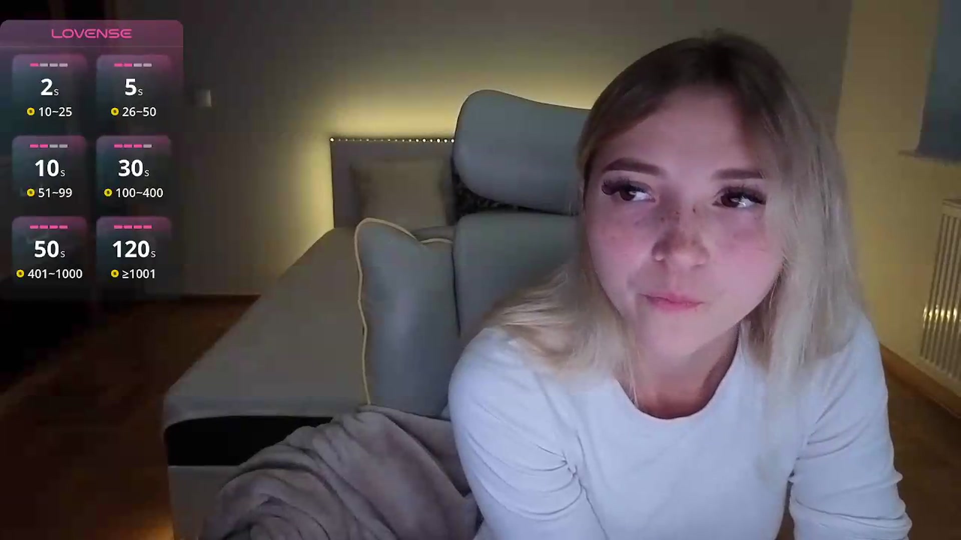 Gallery image thumbnail from Daisyy's myfreecams stream on, 08/24/2026, 16:42 image 15 of 20