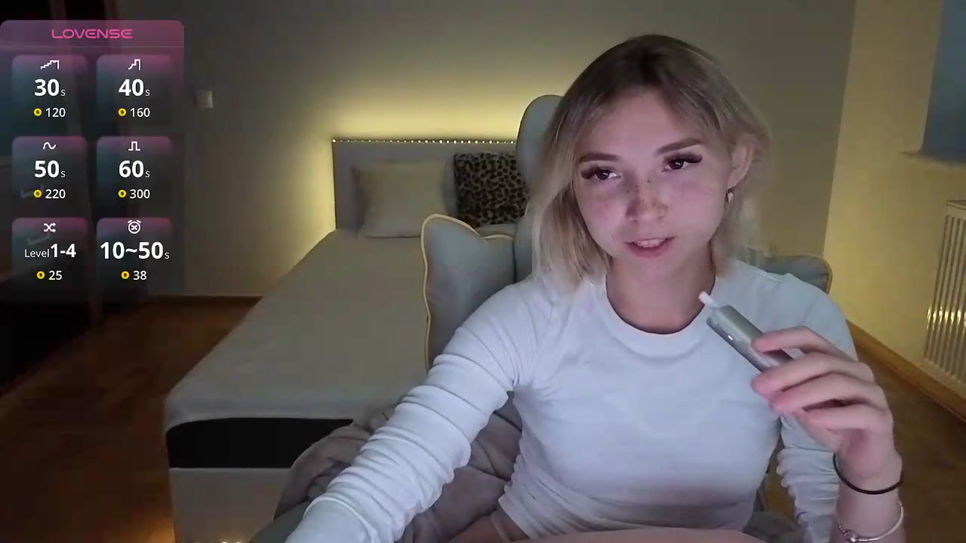 Gallery image thumbnail from Daisyy's myfreecams stream on, 08/24/2026, 16:42 image 13 of 20
