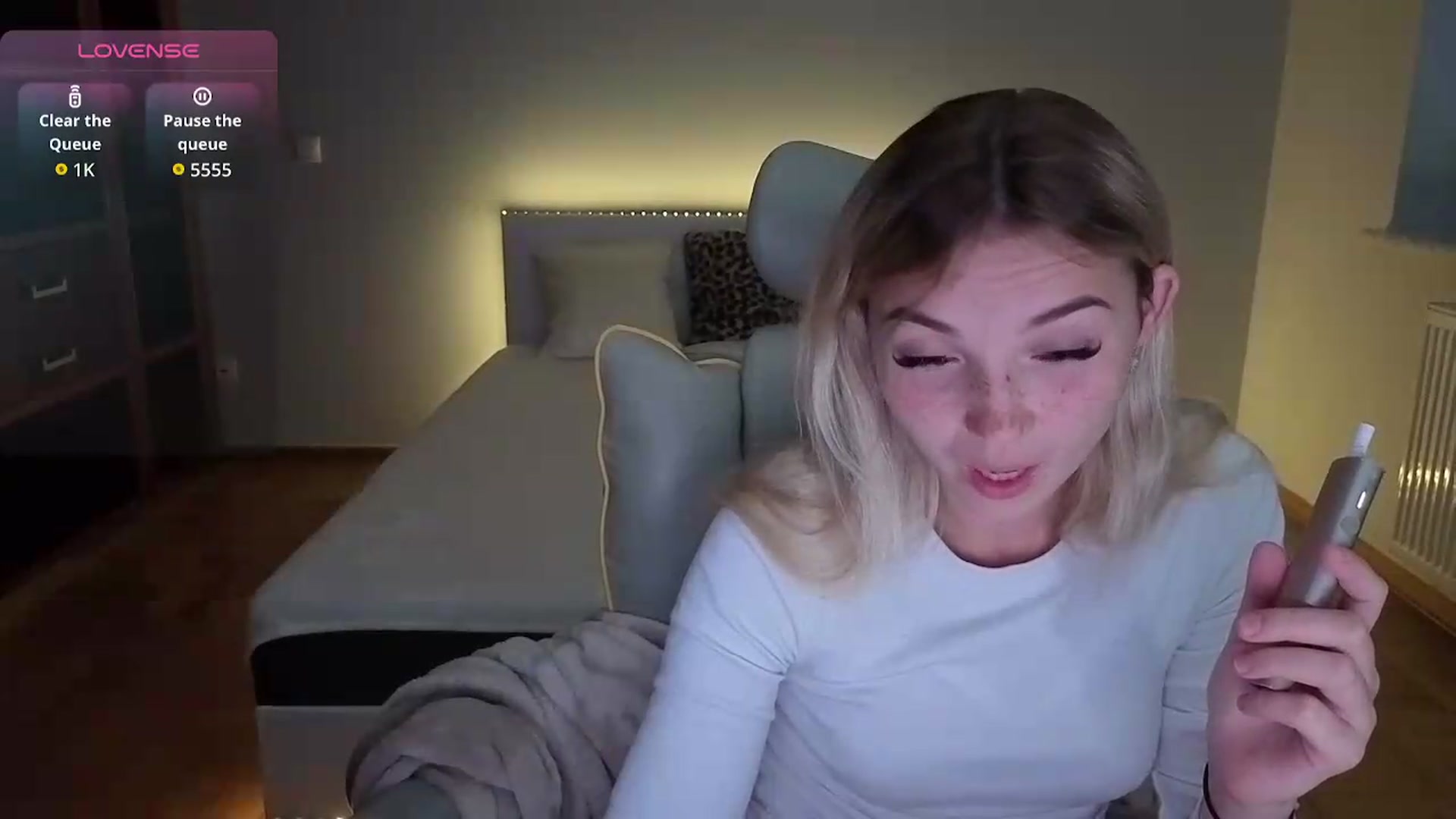 Gallery image thumbnail from Daisyy's myfreecams stream on, 08/24/2026, 16:42 image 18 of 20