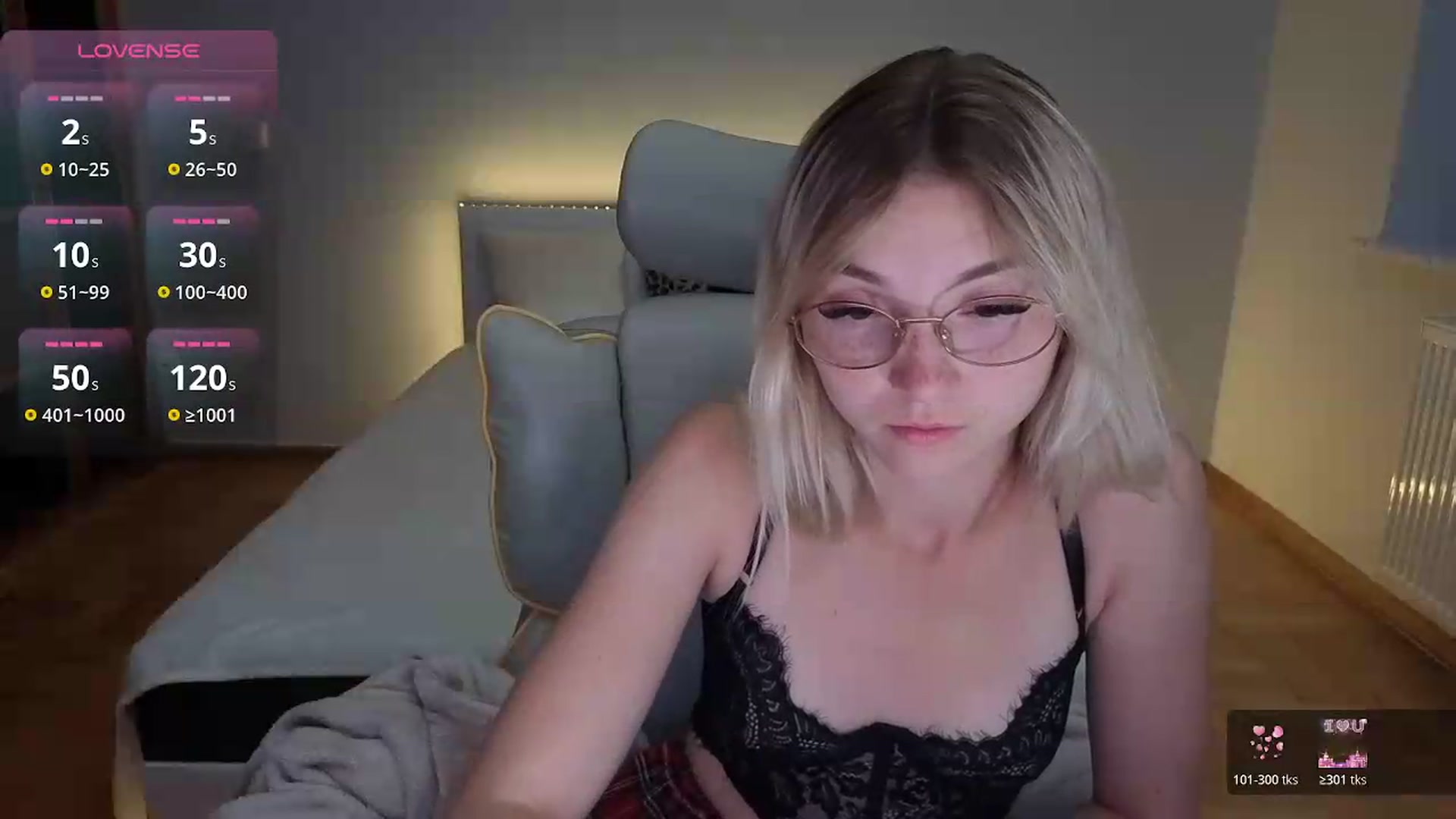 Gallery image thumbnail from Daisyy's myfreecams stream on, 08/24/2026, 22:51 image 4 of 20