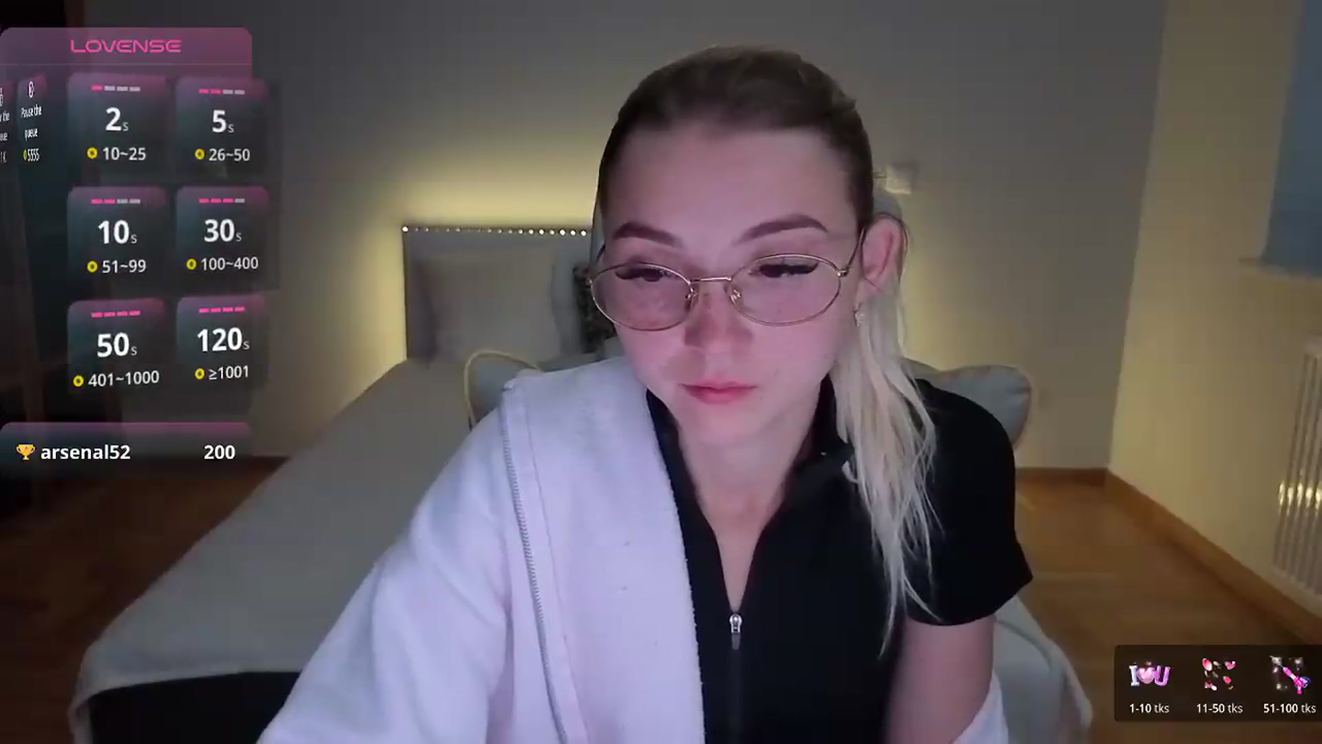 Gallery image thumbnail from Daisyy's myfreecams stream on, 08/25/2026, 13:20 image 18 of 20