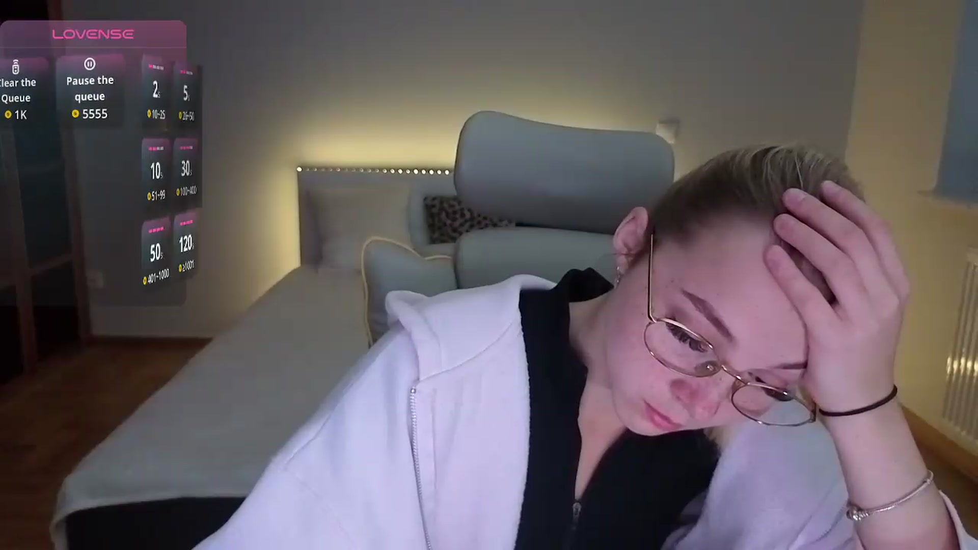 Gallery image thumbnail from Daisyy's myfreecams stream on, 08/25/2026, 13:20 image 7 of 20