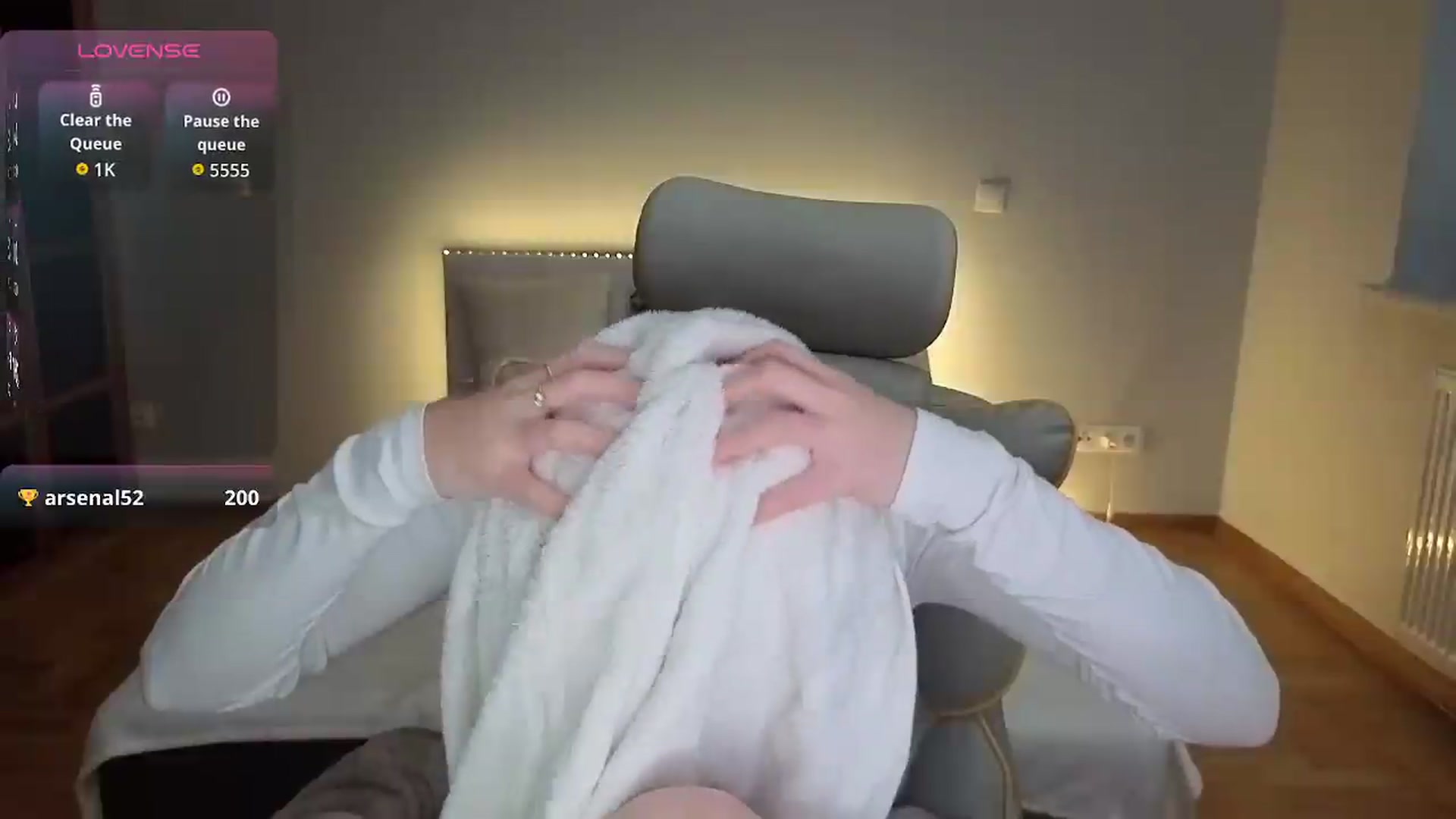 Gallery image thumbnail from Daisyy's myfreecams stream on, 08/25/2026, 14:24 image 5 of 20