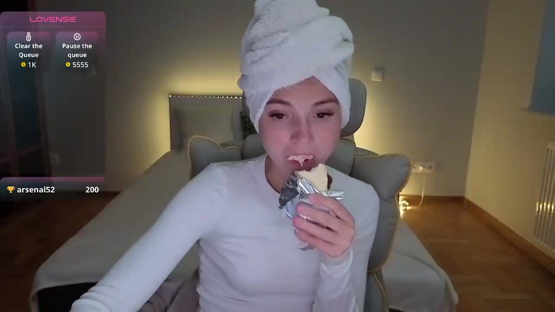 Gallery image thumbnail from Daisyy's myfreecams stream on, 08/25/2026, 14:24 image 3 of 20