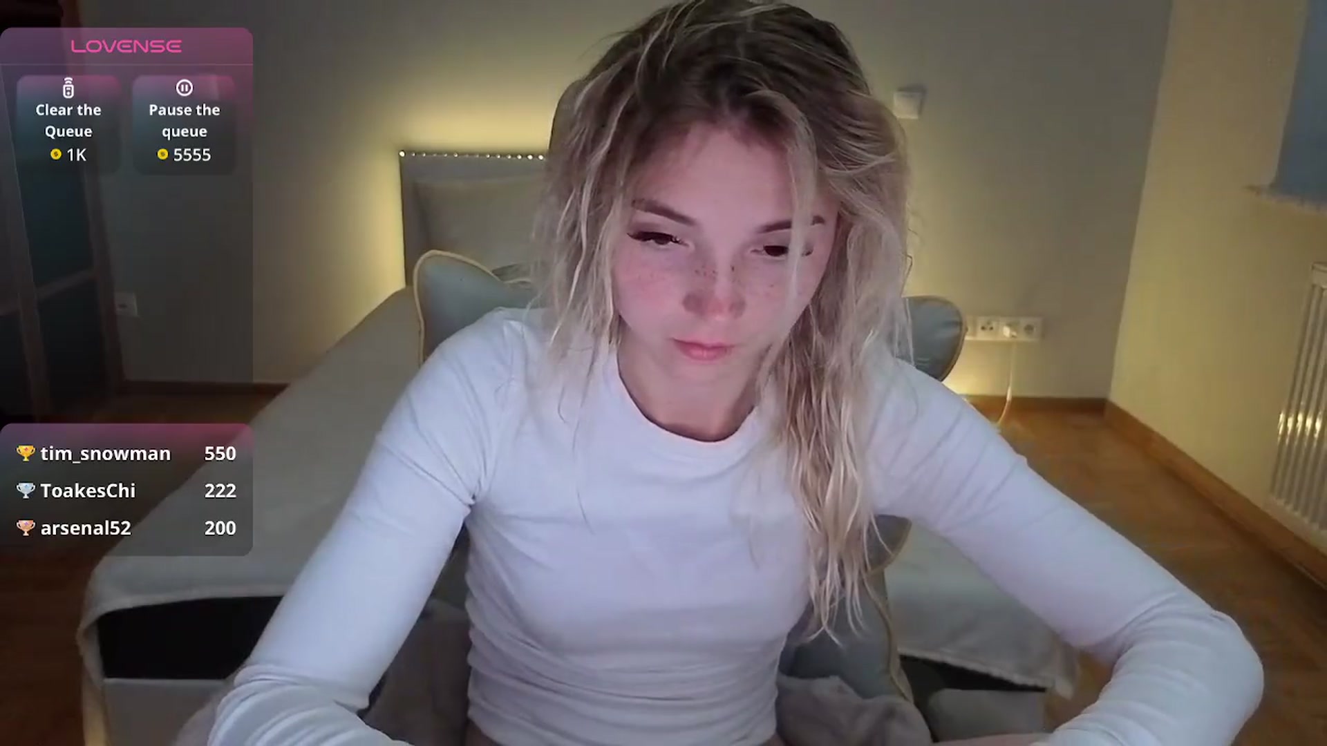 Gallery image thumbnail from Daisyy's myfreecams stream on, 08/25/2026, 14:24 image 16 of 20