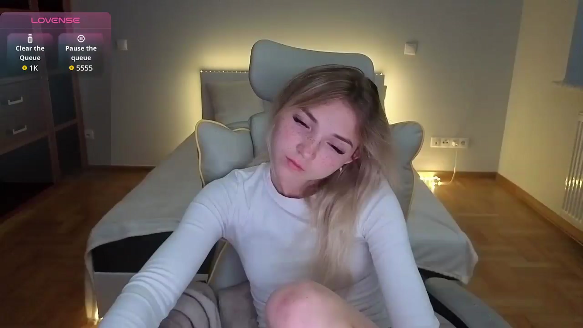 Gallery image thumbnail from Daisyy's myfreecams stream on, 08/25/2026, 15:42 image 20 of 20