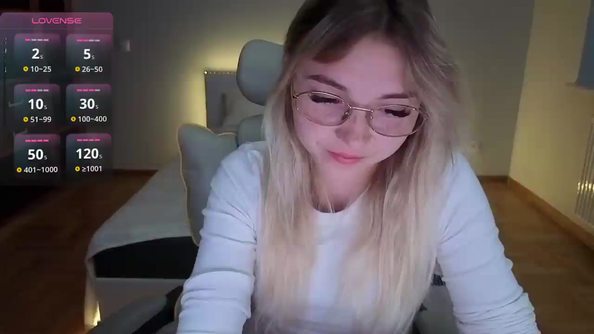 Gallery image thumbnail from Daisyy's myfreecams stream on, 08/25/2026, 17:06 image 14 of 20