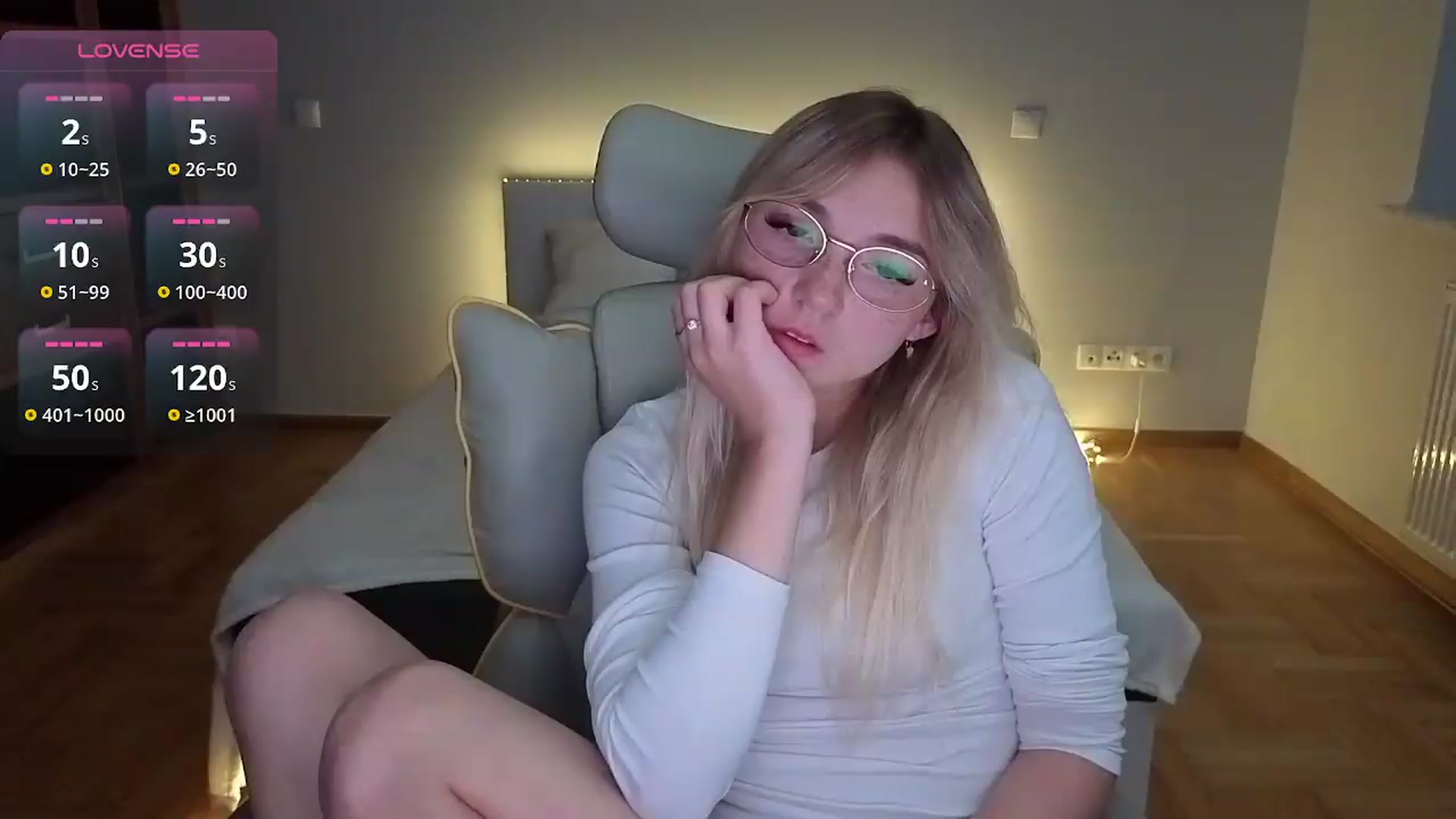 Gallery image thumbnail from Daisyy's myfreecams stream on, 08/25/2026, 17:06 image 10 of 20