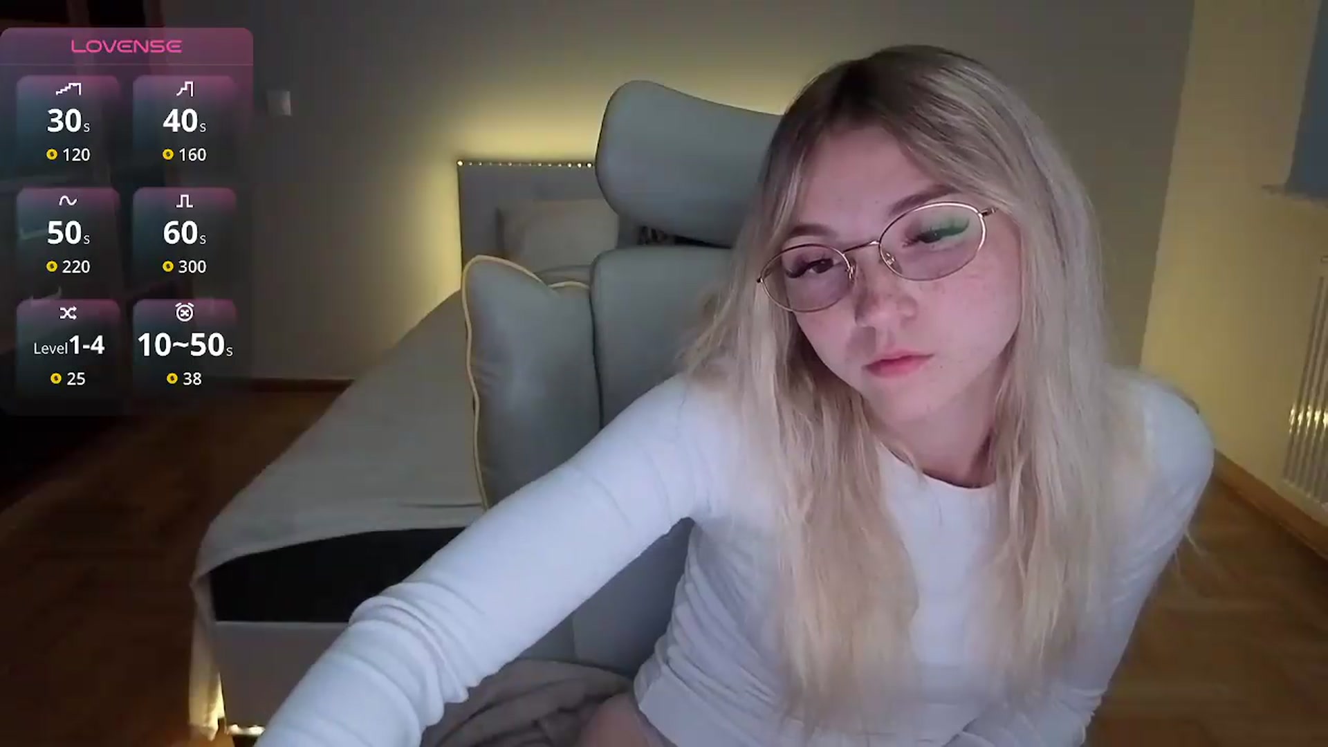 Gallery image thumbnail from Daisyy's myfreecams stream on, 08/25/2026, 17:06 image 4 of 20