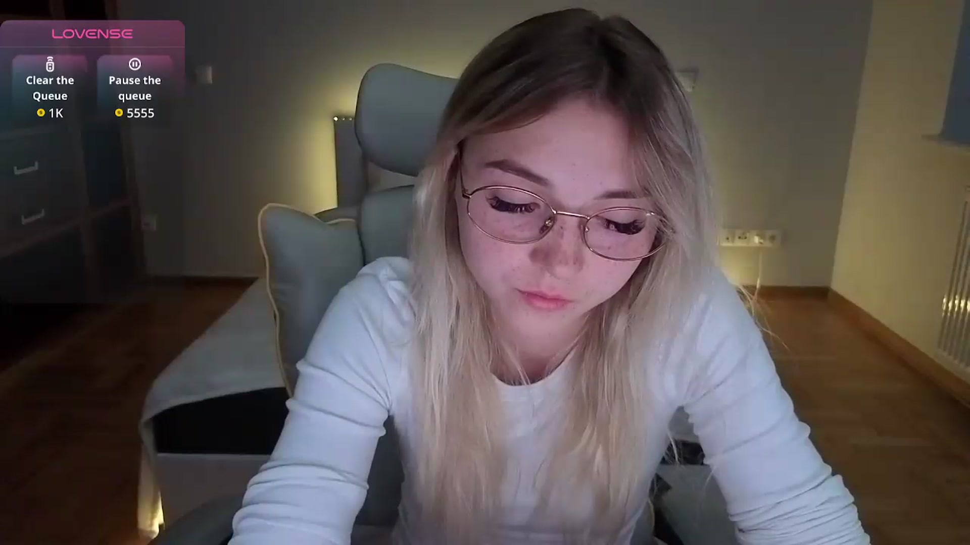 Gallery image thumbnail from Daisyy's myfreecams stream on, 08/25/2026, 17:06 image 15 of 20