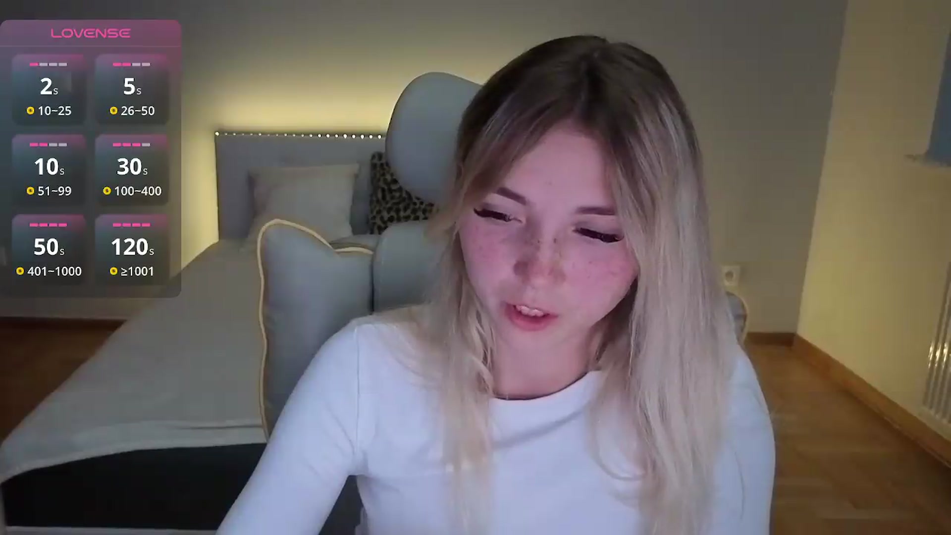Gallery image thumbnail from Daisyy's myfreecams stream on, 08/25/2026, 18:34 image 4 of 20