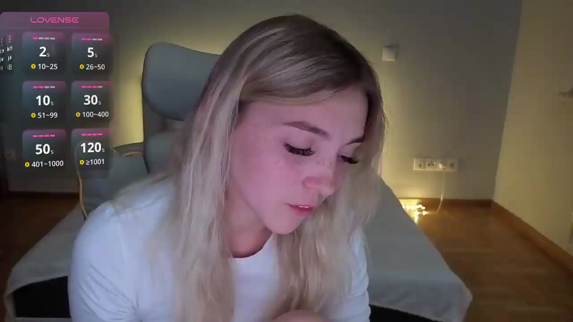 Gallery image thumbnail from Daisyy's myfreecams stream on, 08/25/2026, 18:34 image 1 of 20