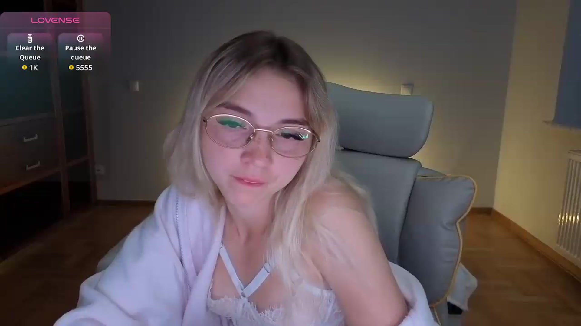 Gallery image thumbnail from Daisyy's myfreecams stream on, 08/25/2026, 23:07 image 19 of 20