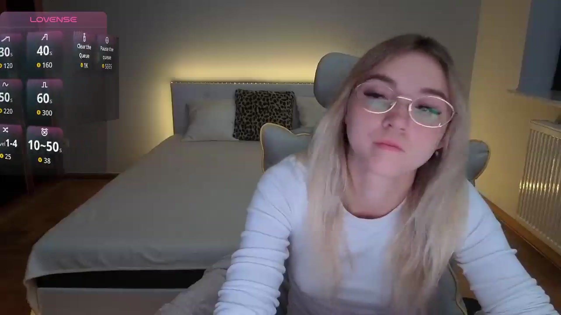 Gallery image thumbnail from Daisyy's myfreecams stream on, 08/26/2026, 02:34 image 5 of 20