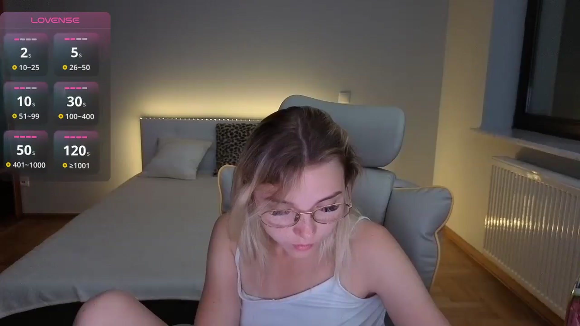 Gallery image thumbnail from Daisyy's myfreecams stream on, 08/26/2026, 20:30 image 15 of 20