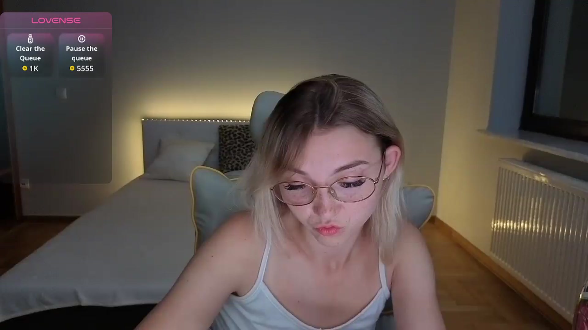Gallery image thumbnail from Daisyy's myfreecams stream on, 08/26/2026, 20:30 image 2 of 20