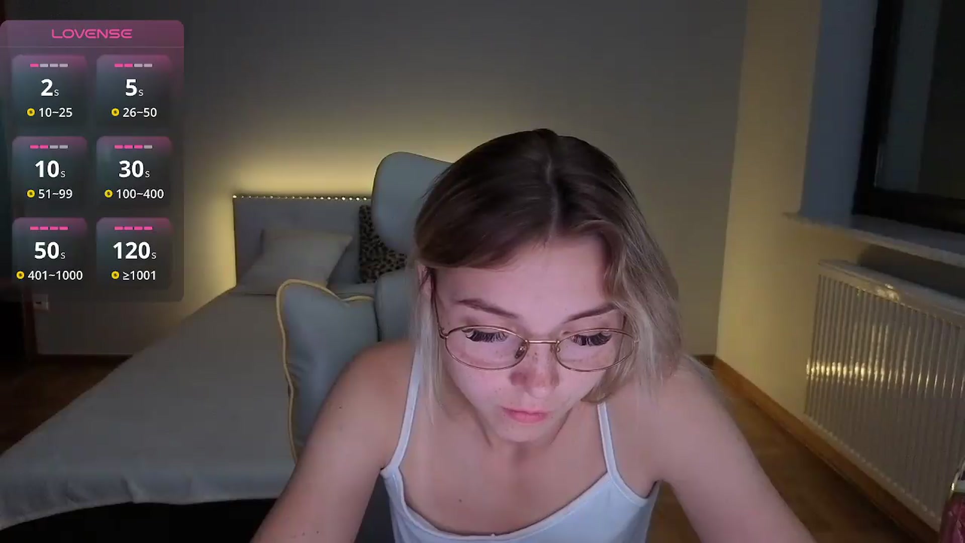 Gallery image thumbnail from Daisyy's myfreecams stream on, 08/26/2026, 20:30 image 6 of 20