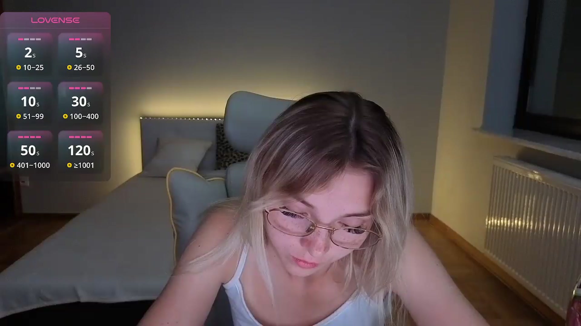 Gallery image thumbnail from Daisyy's myfreecams stream on, 08/26/2026, 20:30 image 9 of 20