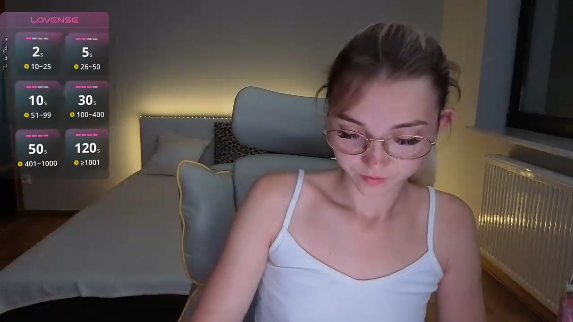 Gallery image thumbnail from Daisyy's myfreecams stream on, 08/26/2026, 21:36 image 8 of 20