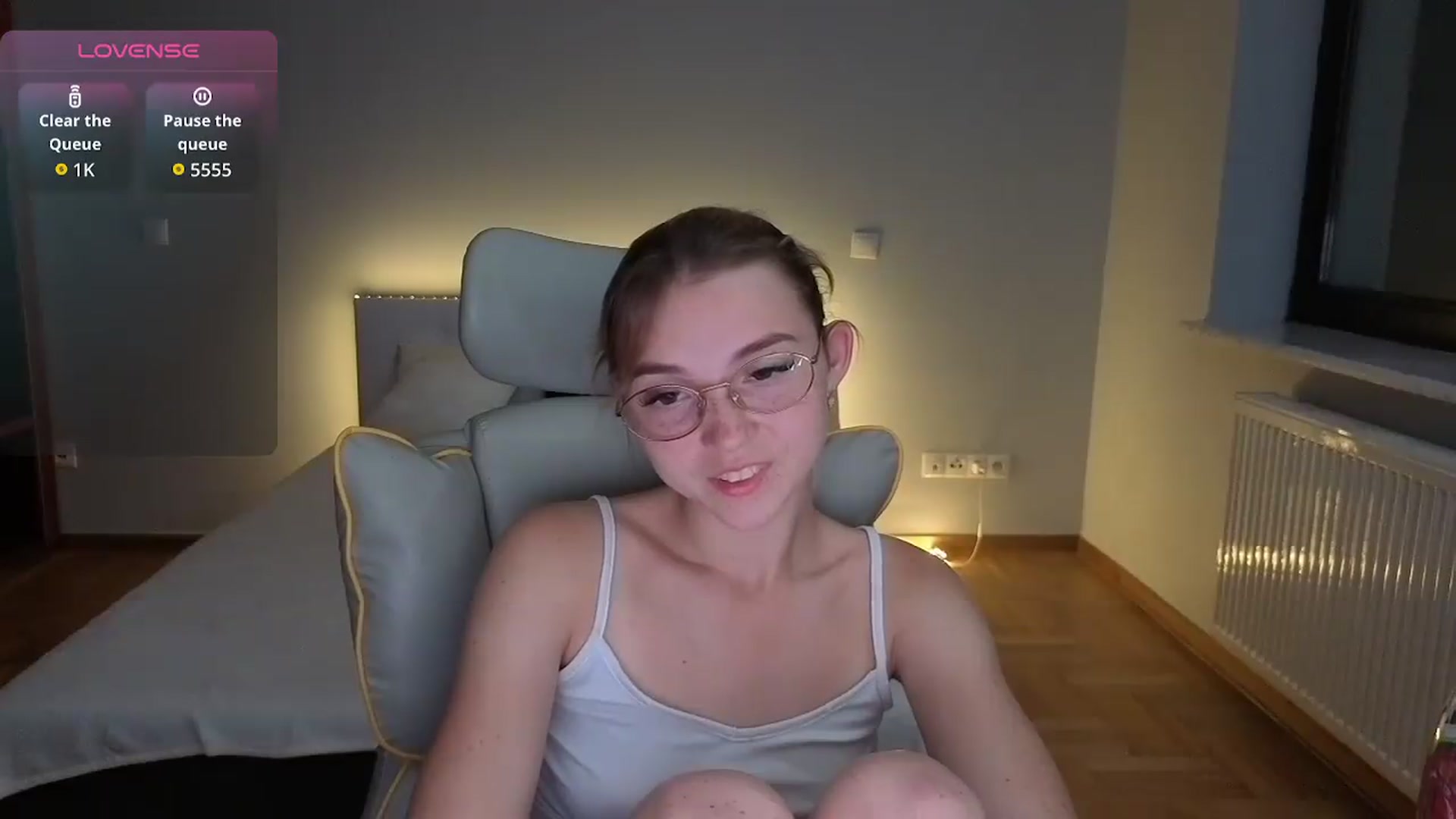 Gallery image thumbnail from Daisyy's myfreecams stream on, 08/26/2026, 21:36 image 2 of 20