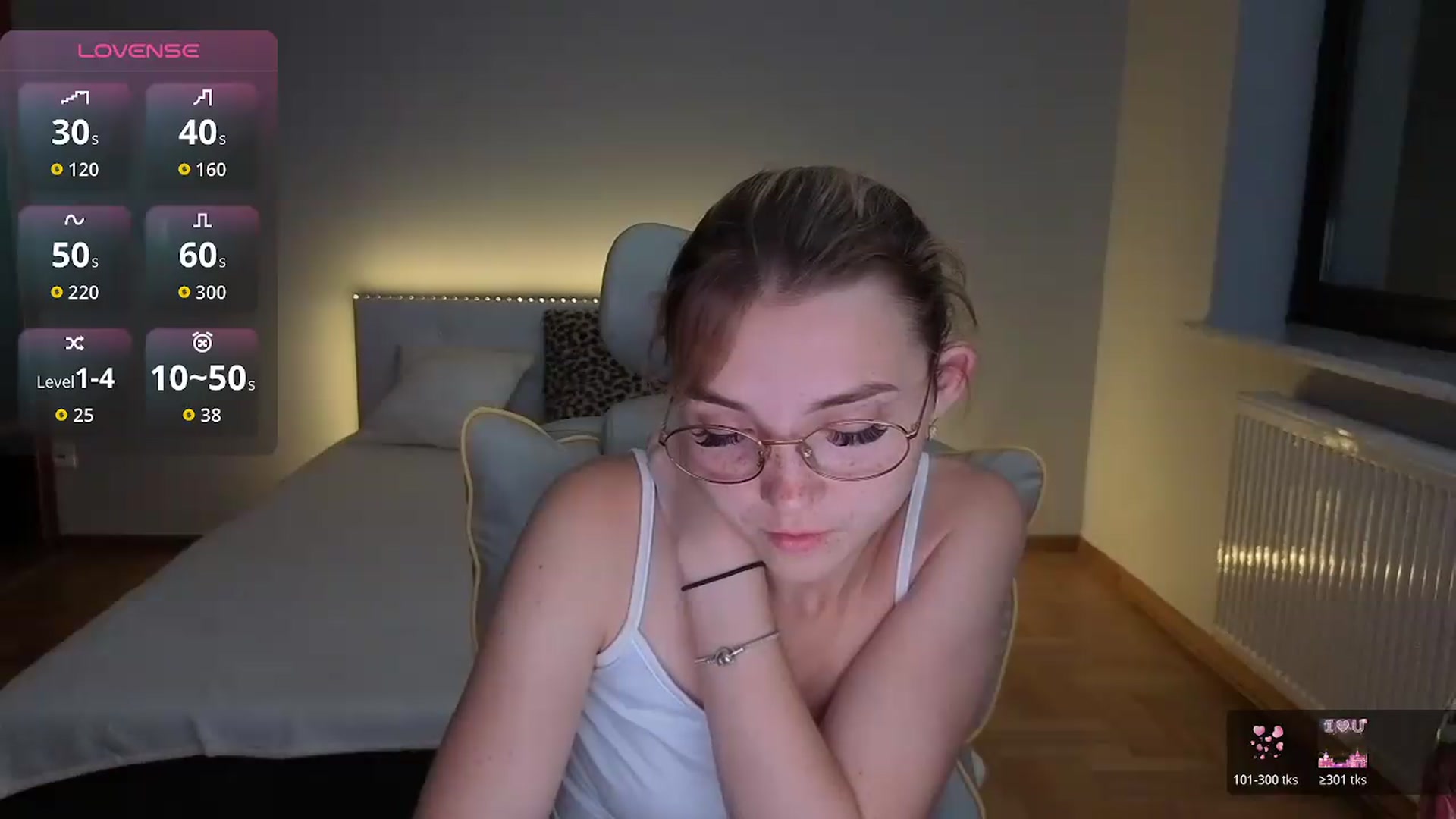Gallery image thumbnail from Daisyy's myfreecams stream on, 08/26/2026, 21:36 image 9 of 20