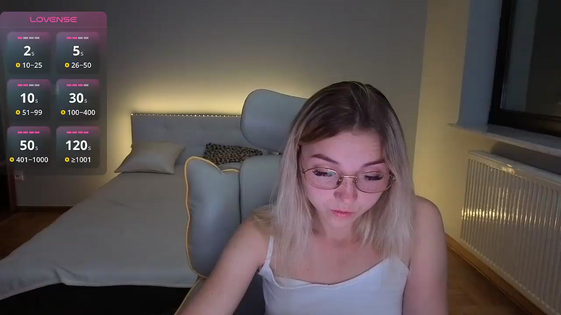 Gallery image thumbnail from Daisyy's myfreecams stream on, 08/26/2026, 23:15 image 16 of 20