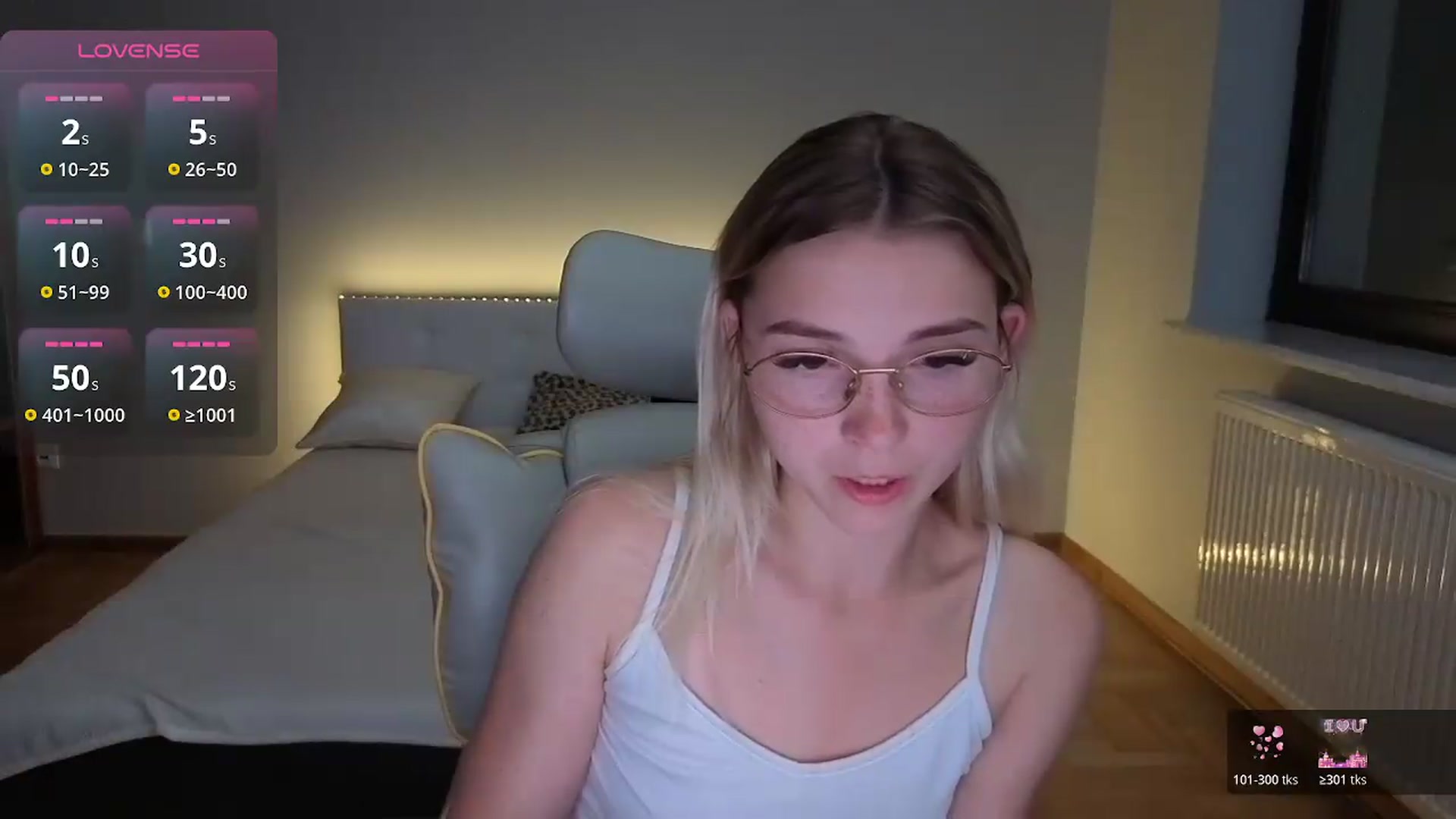 Gallery image thumbnail from Daisyy's myfreecams stream on, 08/26/2026, 23:15 image 3 of 20