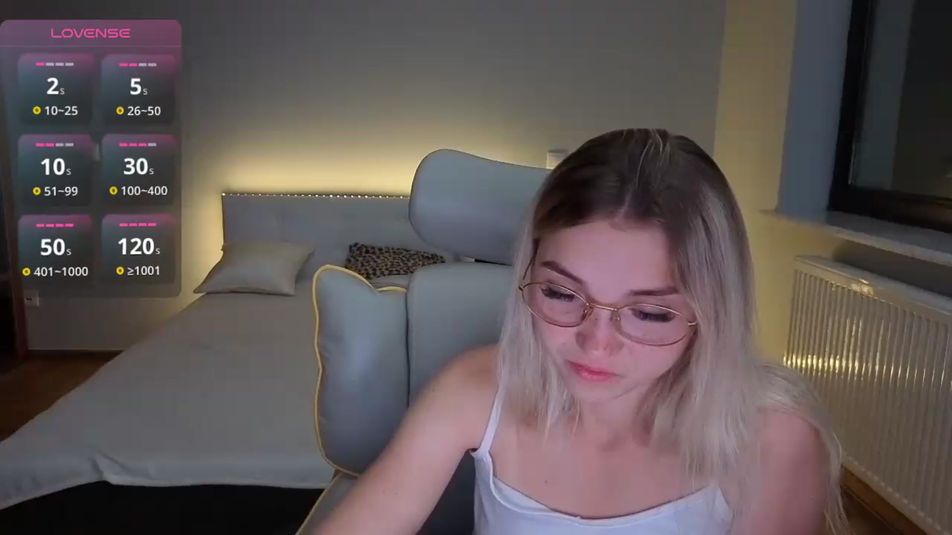 Gallery image thumbnail from Daisyy's myfreecams stream on, 08/26/2026, 23:15 image 14 of 20