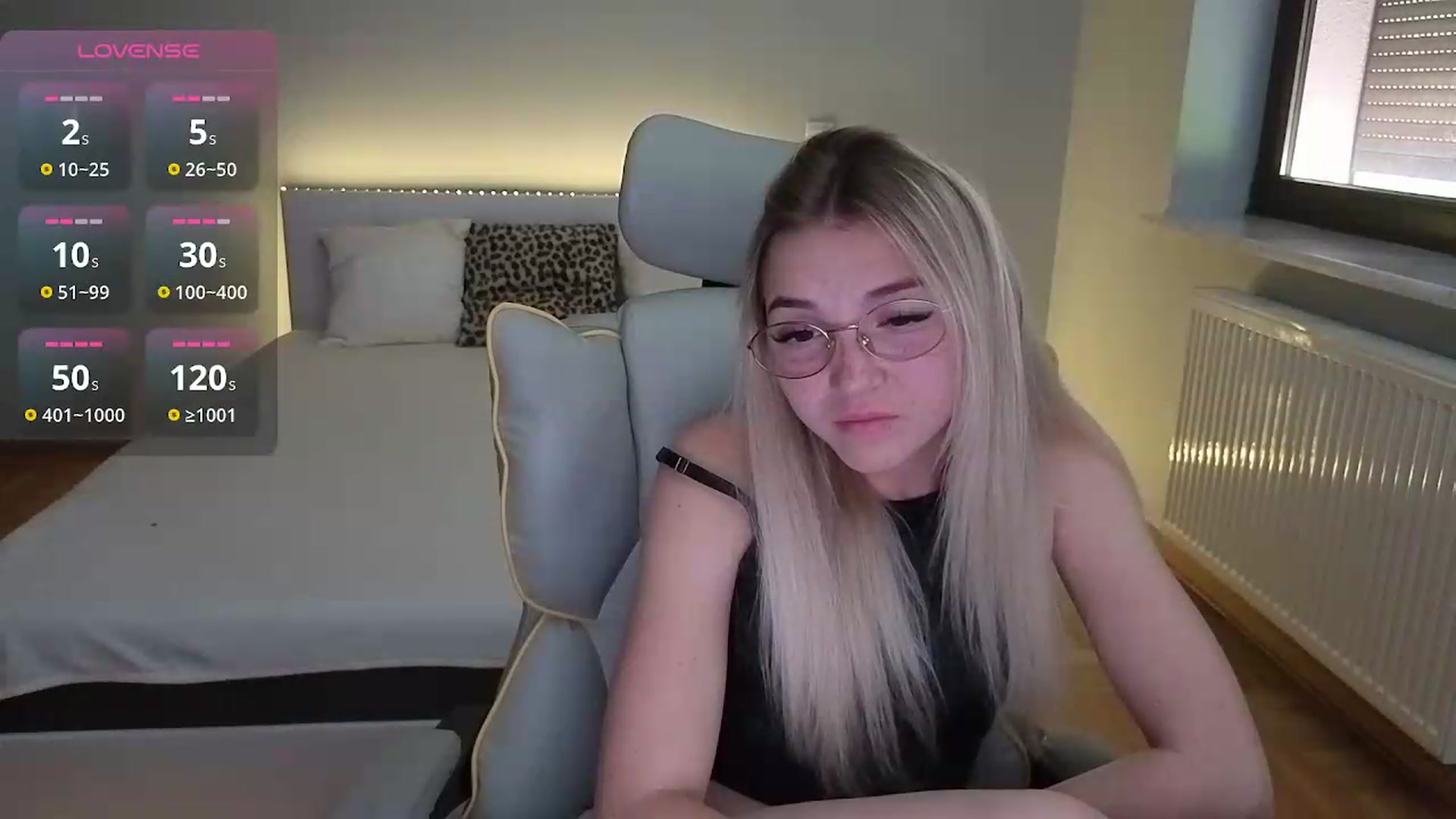 Gallery image thumbnail from Daisyy's myfreecams stream on, 08/27/2026, 15:26 image 13 of 20