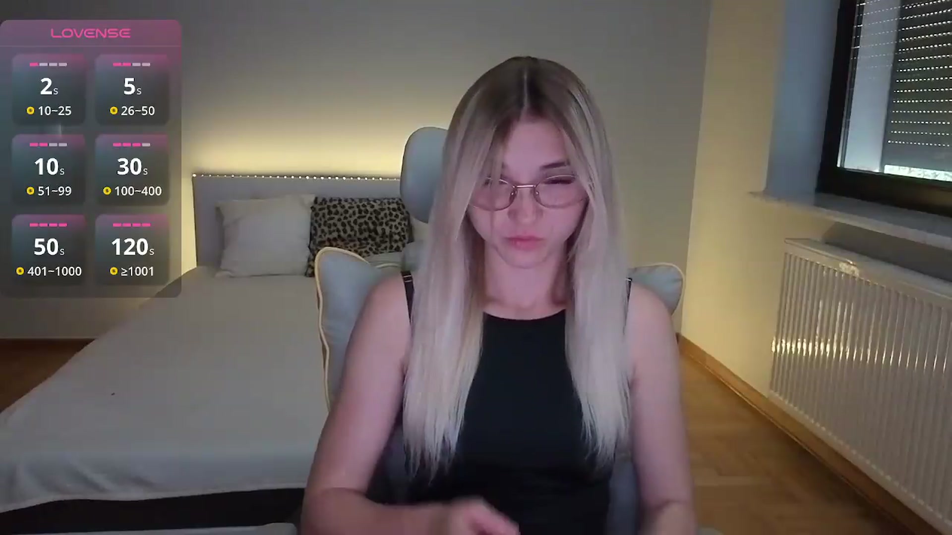 Gallery image thumbnail from Daisyy's myfreecams stream on, 08/27/2026, 16:38 image 14 of 20
