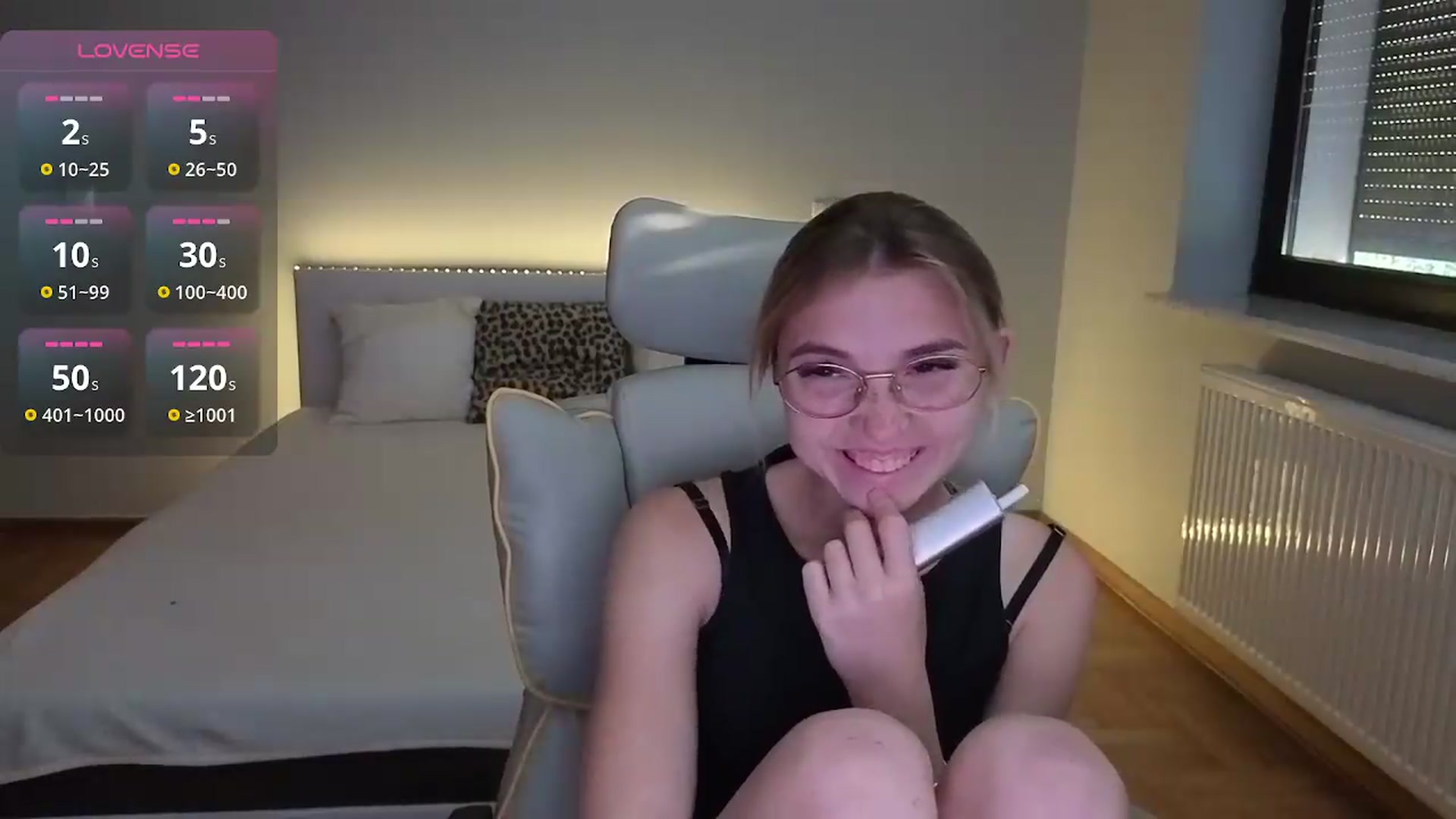 Gallery image thumbnail from Daisyy's myfreecams stream on, 08/27/2026, 16:38 image 9 of 20