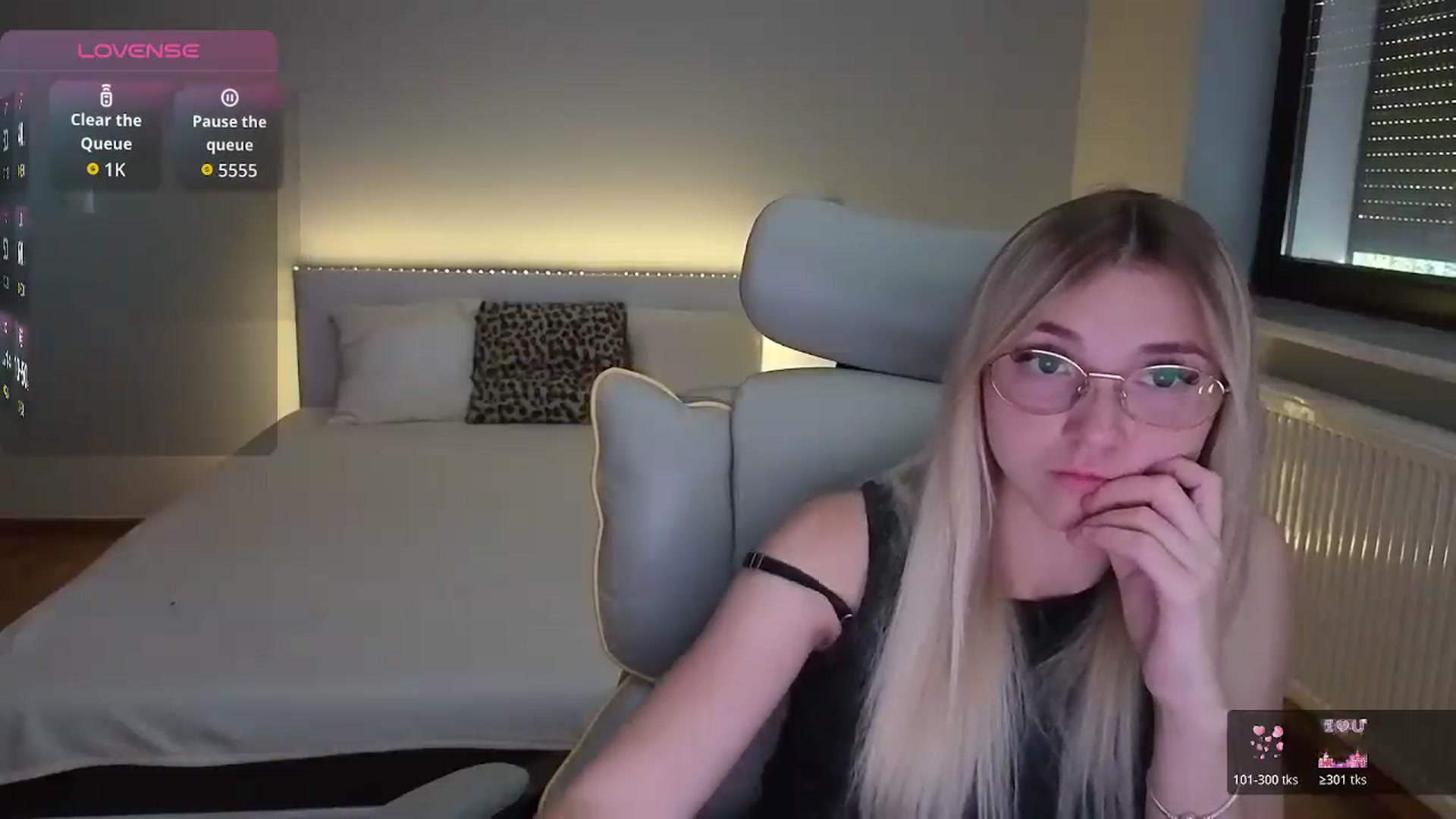 Gallery image thumbnail from Daisyy's myfreecams stream on, 08/27/2026, 16:38 image 18 of 20