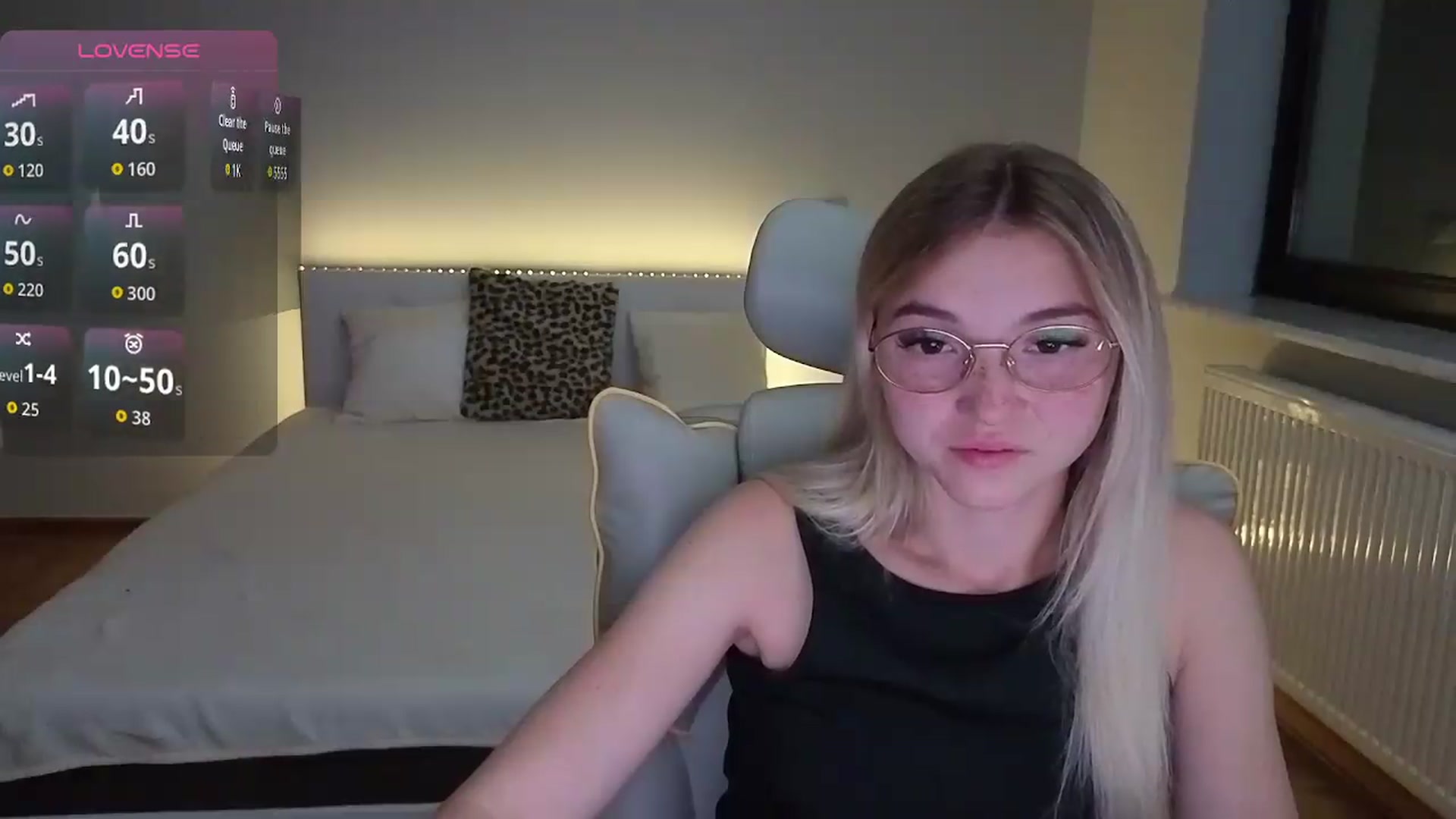 Gallery image thumbnail from Daisyy's myfreecams stream on, 08/27/2026, 18:36 image 6 of 20