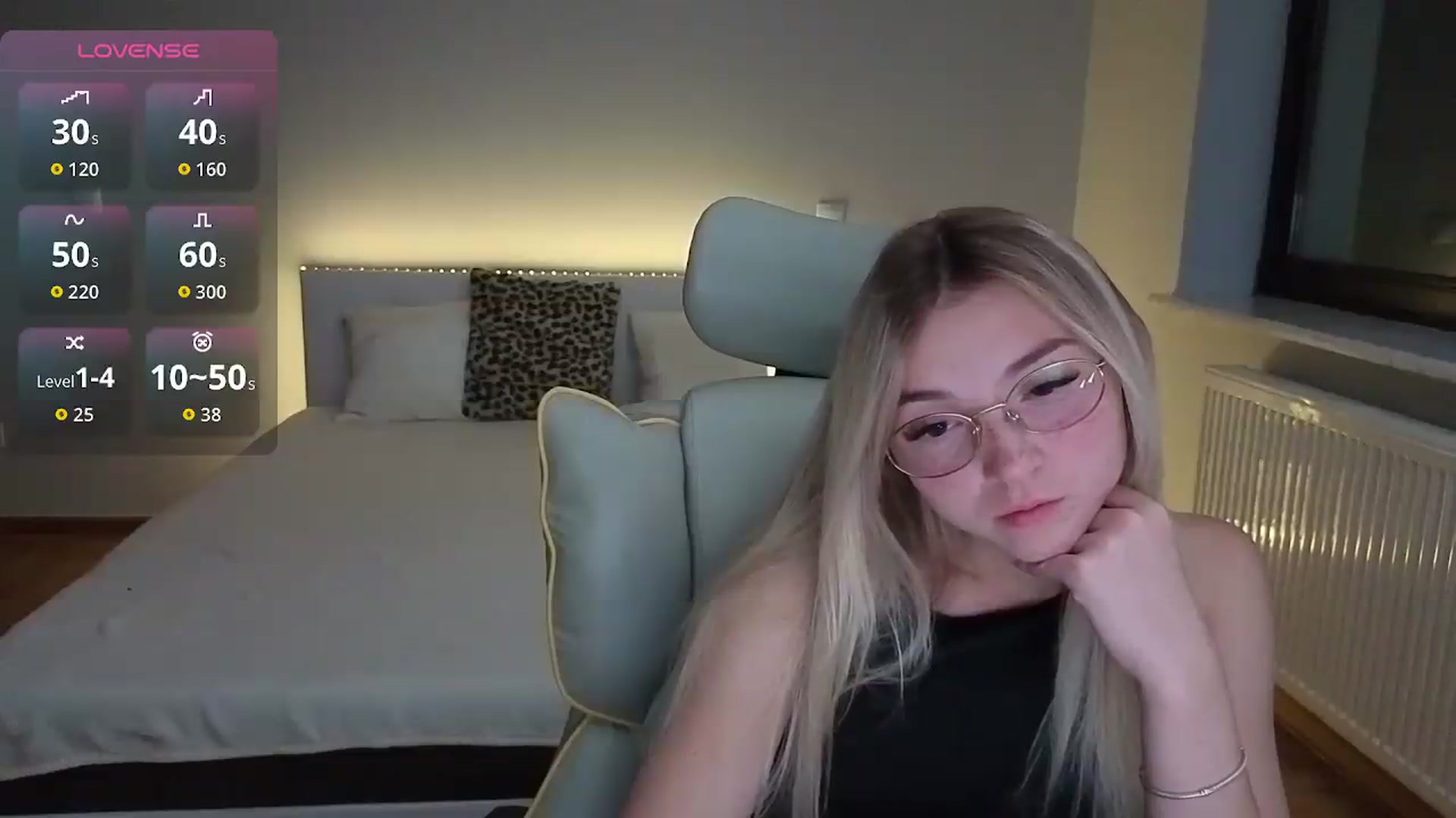 Gallery image thumbnail from Daisyy's myfreecams stream on, 08/27/2026, 18:36 image 7 of 20