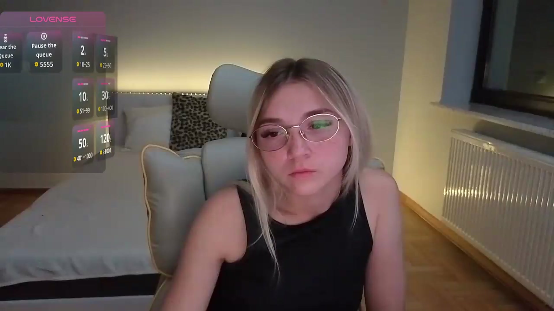 Gallery image thumbnail from Daisyy's myfreecams stream on, 08/27/2026, 20:56 image 17 of 20