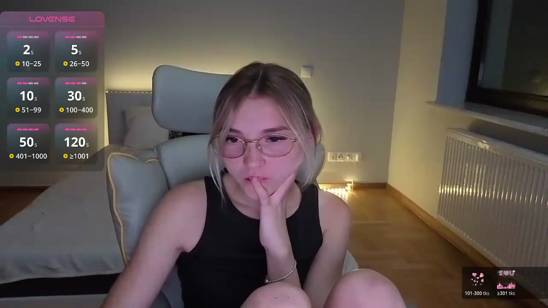 Gallery image thumbnail from Daisyy's myfreecams stream on, 08/27/2026, 20:56 image 10 of 20