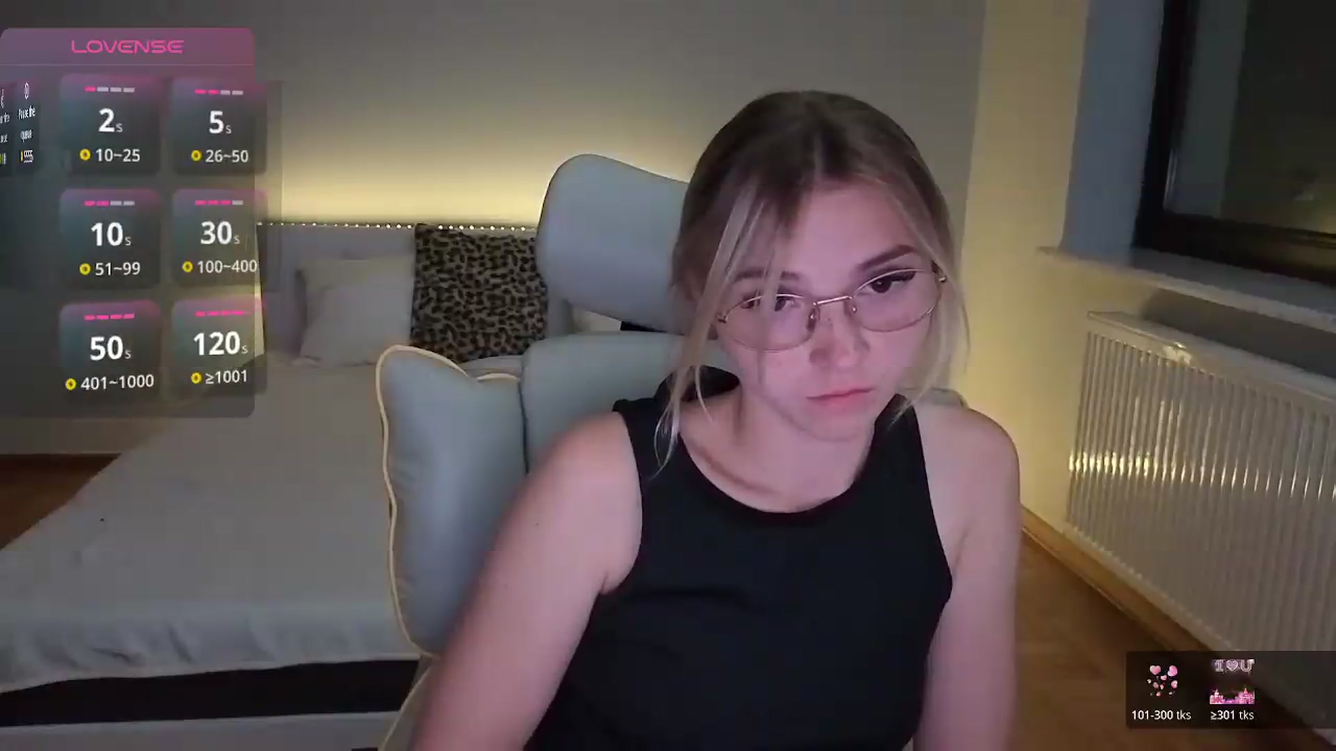 Gallery image thumbnail from Daisyy's myfreecams stream on, 08/27/2026, 20:56 image 16 of 20