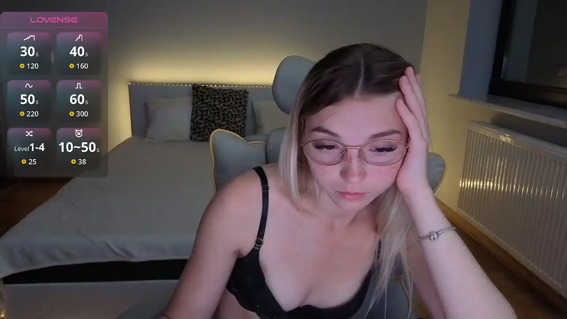 Gallery image thumbnail from Daisyy's myfreecams stream on, 08/28/2026, 01:15 image 18 of 20