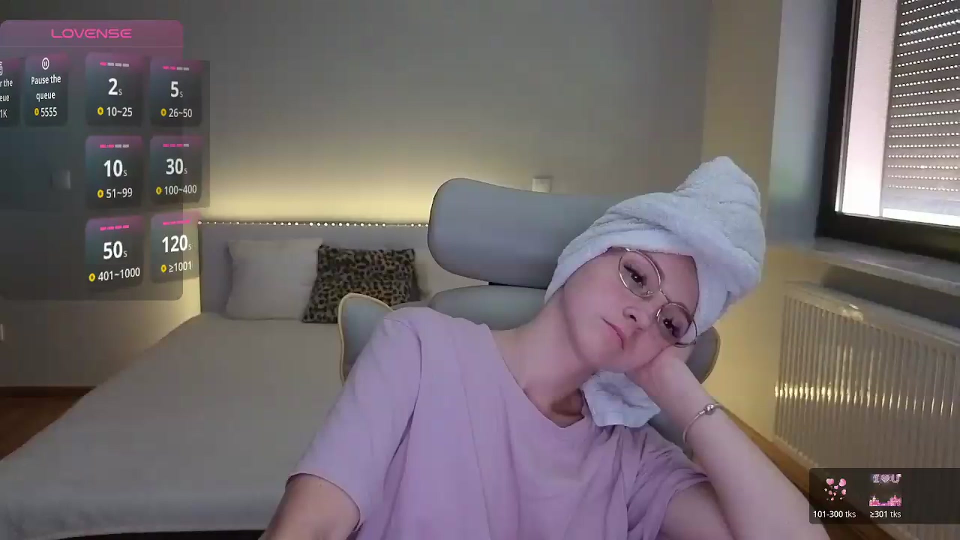 Gallery image thumbnail from Daisyy's myfreecams stream on, 08/28/2026, 15:24 image 7 of 20