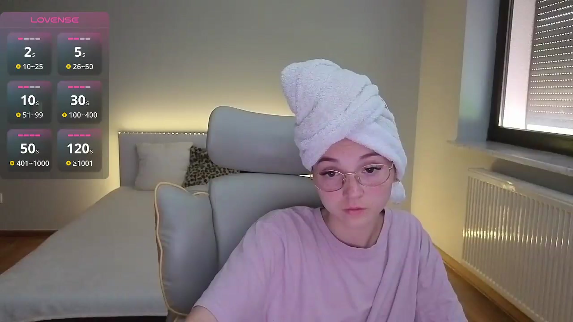 Gallery image thumbnail from Daisyy's myfreecams stream on, 08/28/2026, 15:24 image 12 of 20