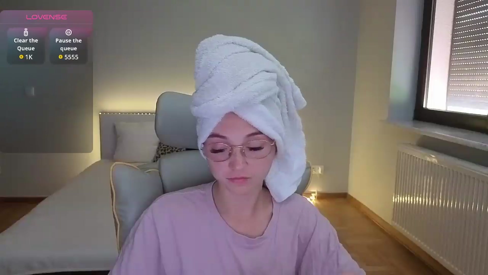 Gallery image thumbnail from Daisyy's myfreecams stream on, 08/28/2026, 15:24 image 2 of 20