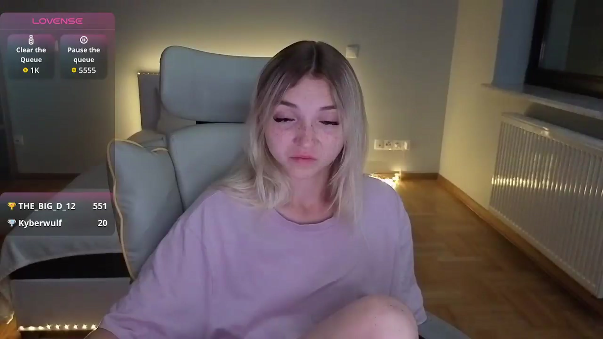 Gallery image thumbnail from Daisyy's myfreecams stream on, 08/28/2026, 18:22 image 18 of 20