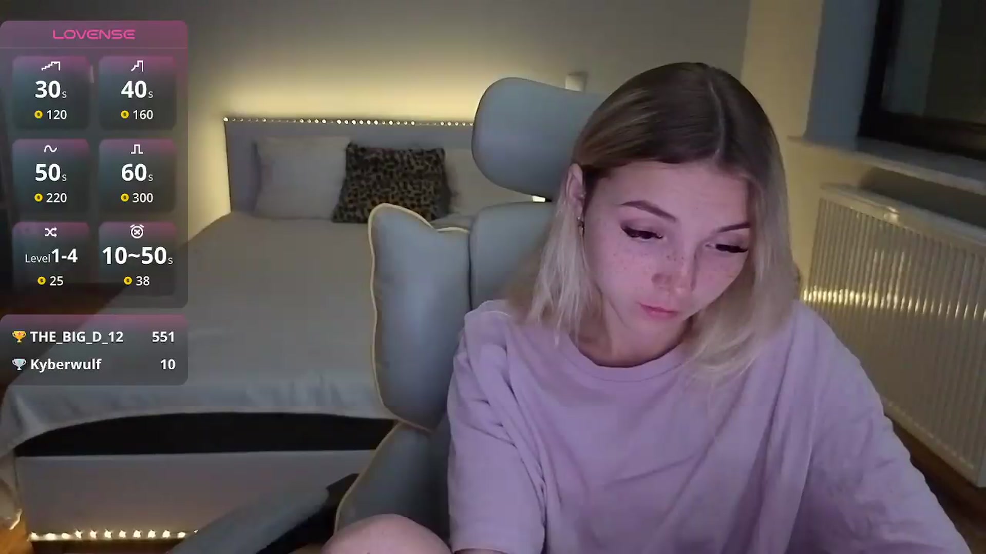 Gallery image thumbnail from Daisyy's myfreecams stream on, 08/28/2026, 18:22 image 10 of 20