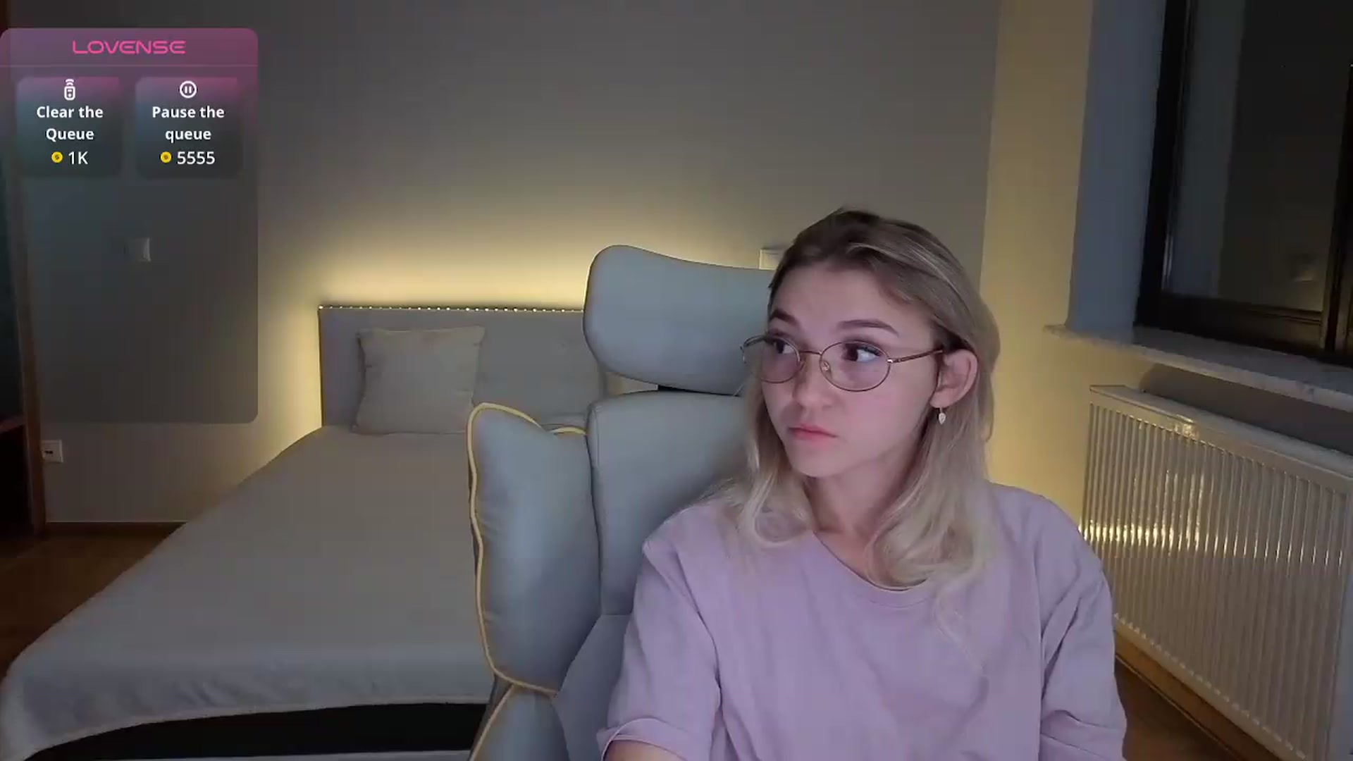 Gallery image thumbnail from Daisyy's myfreecams stream on, 08/29/2026, 24:00 image 17 of 20