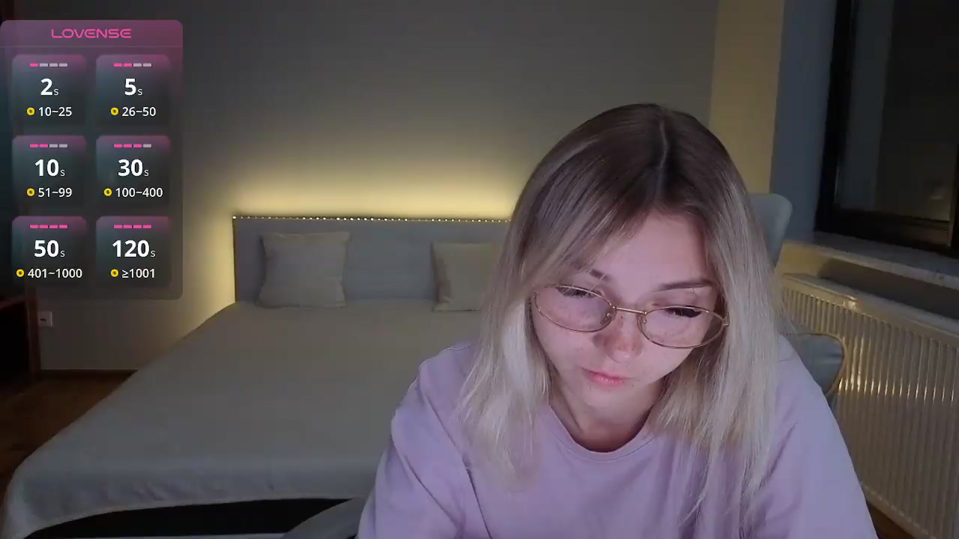 Gallery image thumbnail from Daisyy's myfreecams stream on, 08/29/2026, 24:00 image 12 of 20