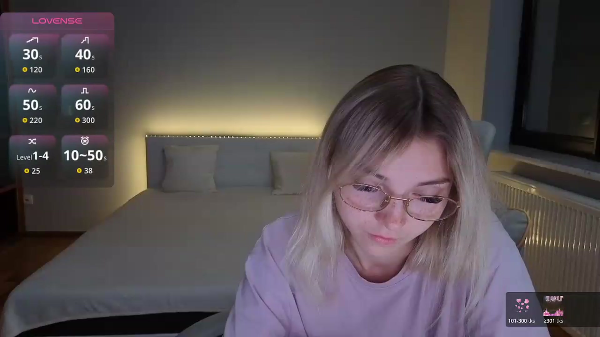 Gallery image thumbnail from Daisyy's myfreecams stream on, 08/29/2026, 24:00 image 11 of 20