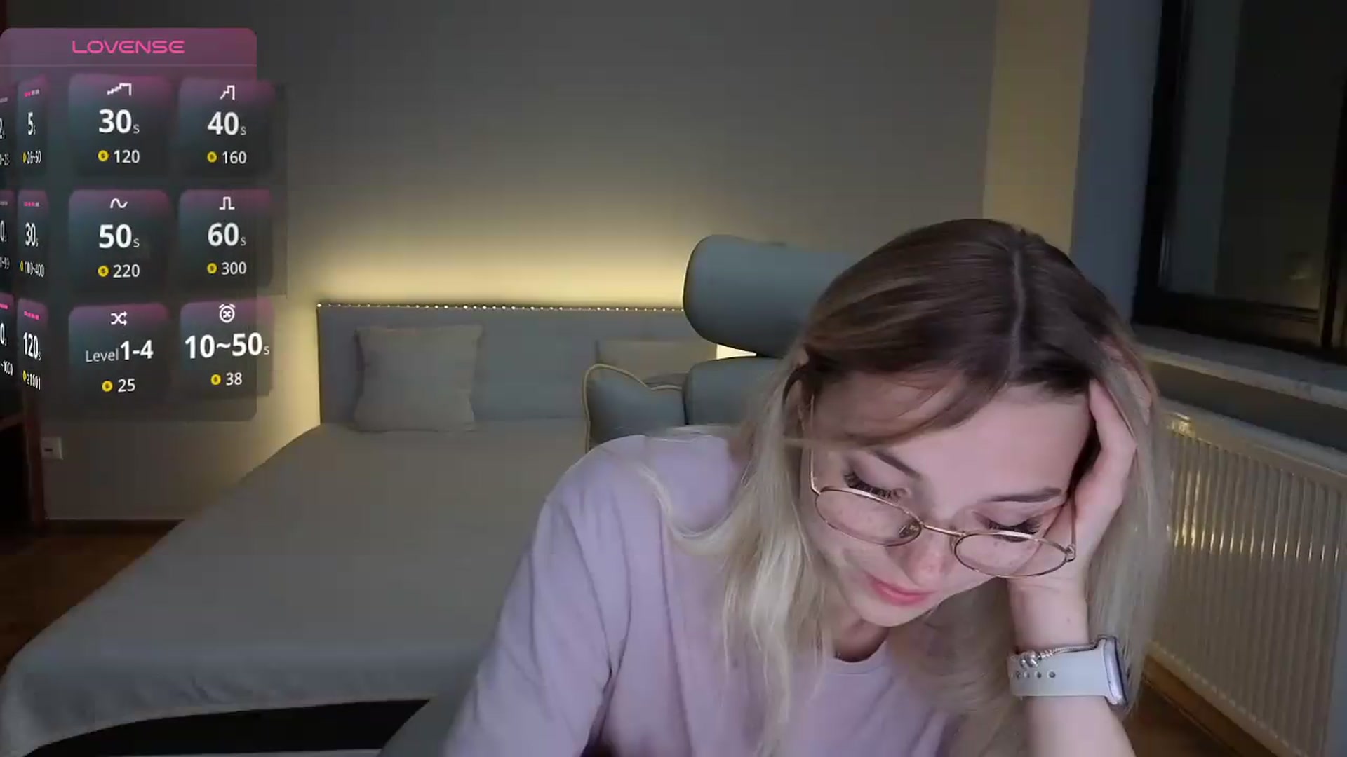 Gallery image thumbnail from Daisyy's myfreecams stream on, 08/29/2026, 24:14 image 12 of 20