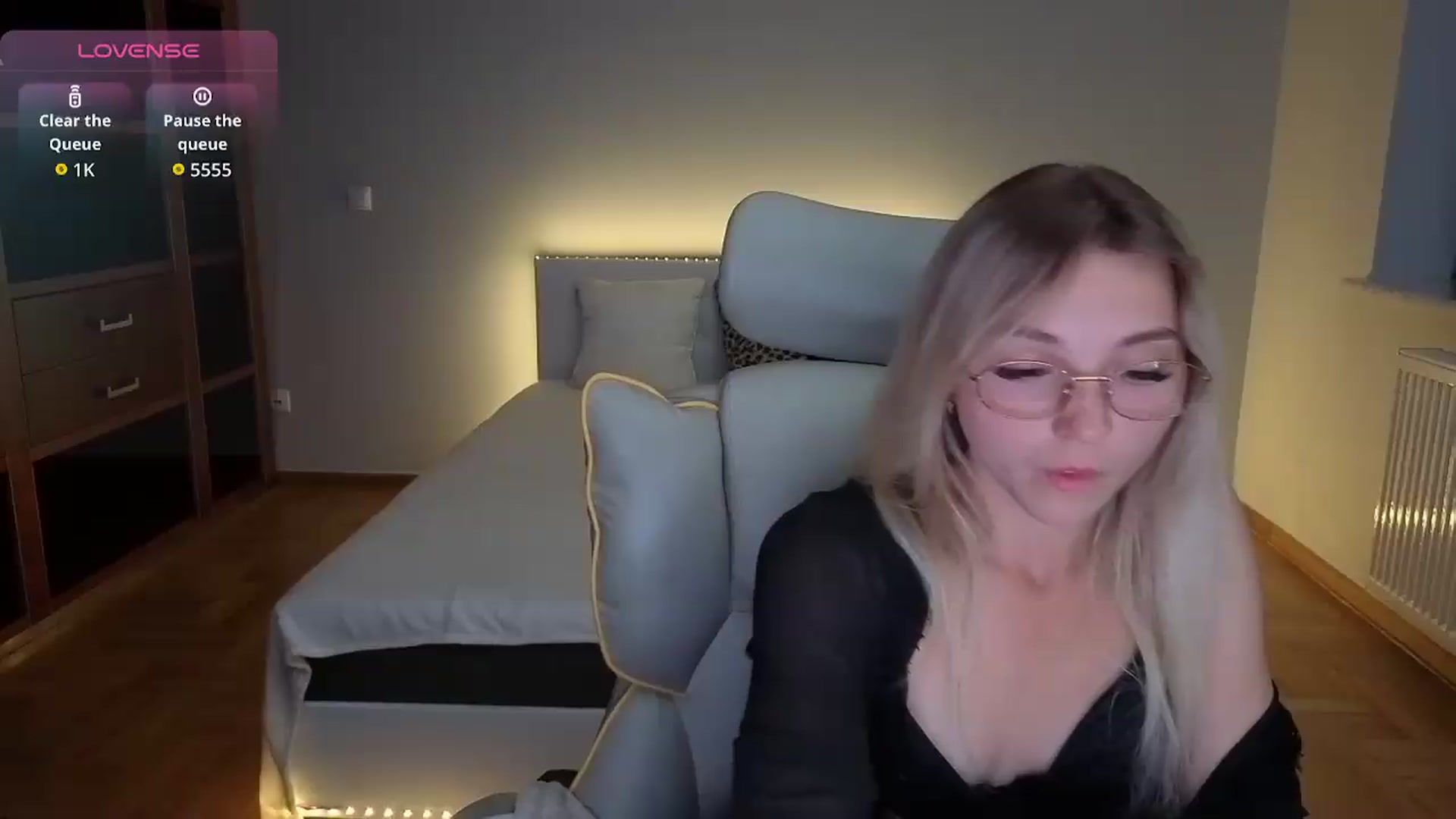 Gallery image thumbnail from Daisyy's myfreecams stream on, 08/29/2026, 20:36 image 13 of 20