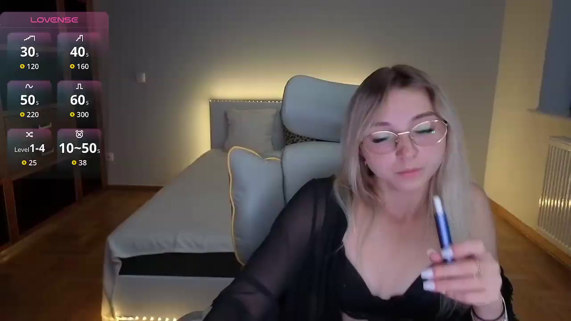 Gallery image thumbnail from Daisyy's myfreecams stream on, 08/29/2026, 20:36 image 14 of 20
