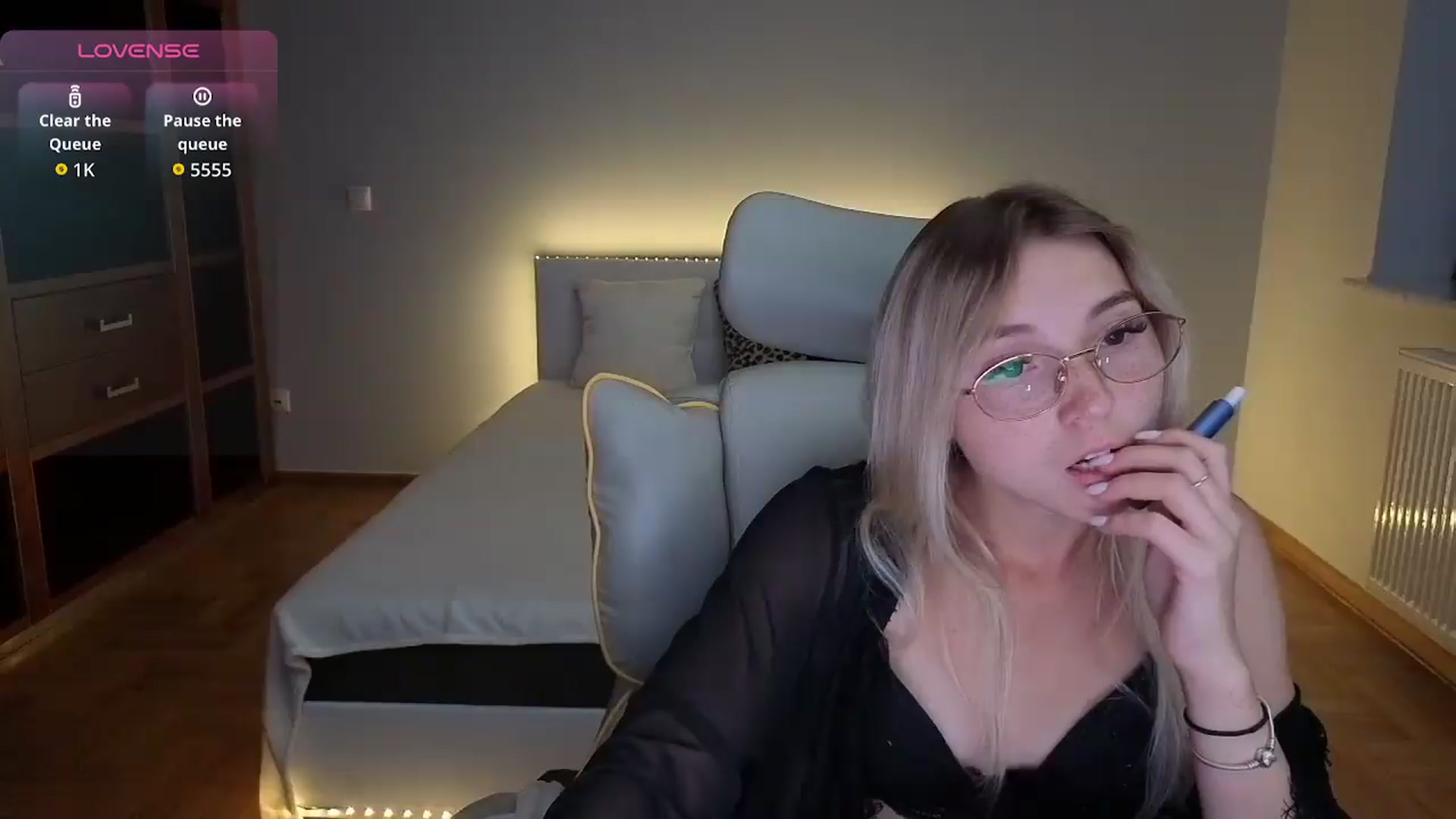 Gallery image thumbnail from Daisyy's myfreecams stream on, 08/29/2026, 20:36 image 17 of 20